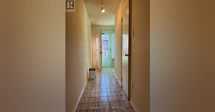 65 Cottonwood Court, Markham, ON, L3T 5W9 - 2