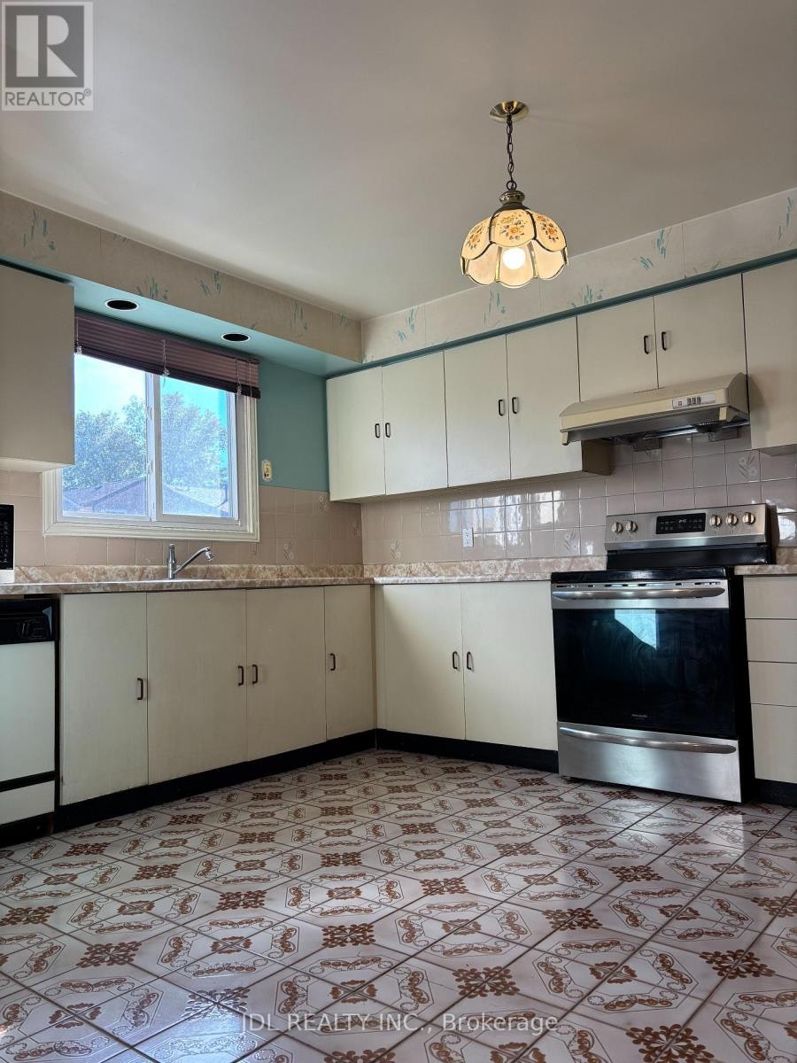 65 Cottonwood Court, Markham, ON, L3T 5W9 - 8