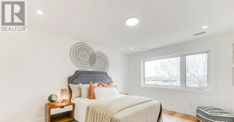 4 Lunness Road, Toronto, ON, M8W 4M3 - 24