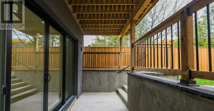 4 Lunness Road, Toronto, ON, M8W 4M3 - 44