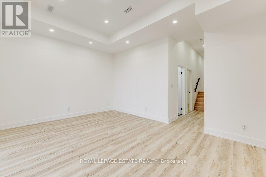 4 Lunness Road, Toronto, ON, M8W 4M3 - 43