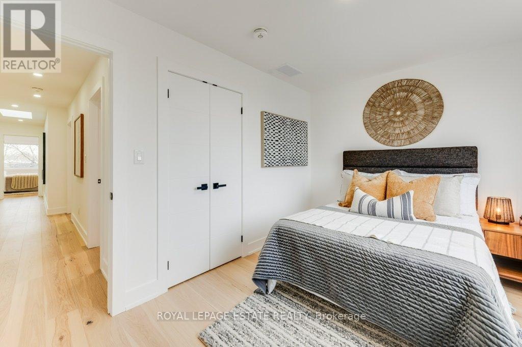 4 Lunness Road, Toronto, ON, M8W 4M3 - 34