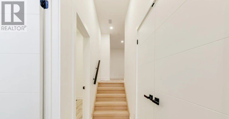 4 Lunness Road, Toronto, ON, M8W 4M3 - 37
