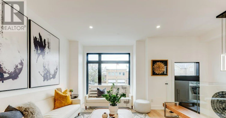 4 Lunness Road, Toronto, ON, M8W 4M3 - 4