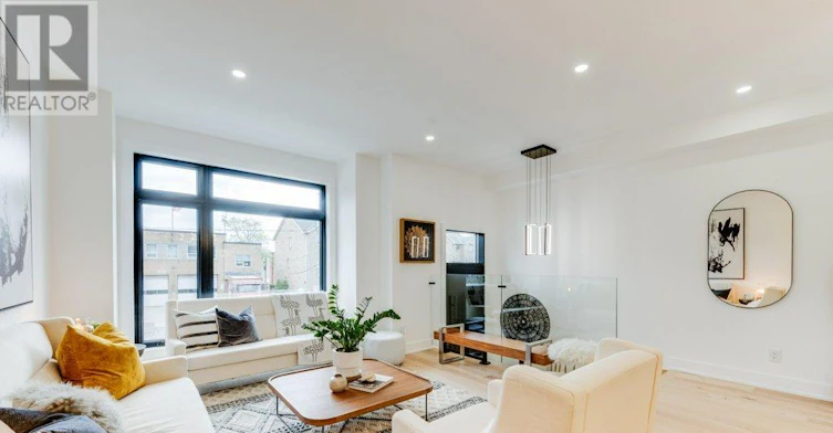 4 Lunness Road, Toronto, ON, M8W 4M3 - 5