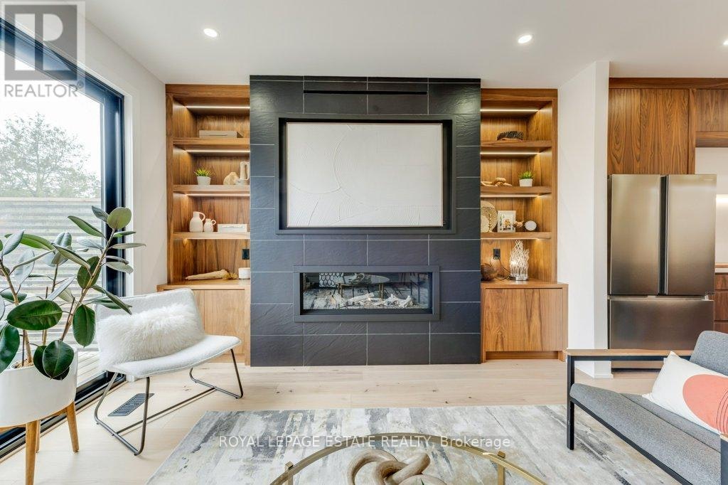 4 Lunness Road, Toronto, ON, M8W 4M3 - 21