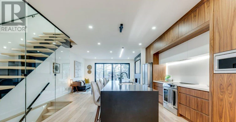 4 Lunness Road, Toronto, ON, M8W 4M3 - 9