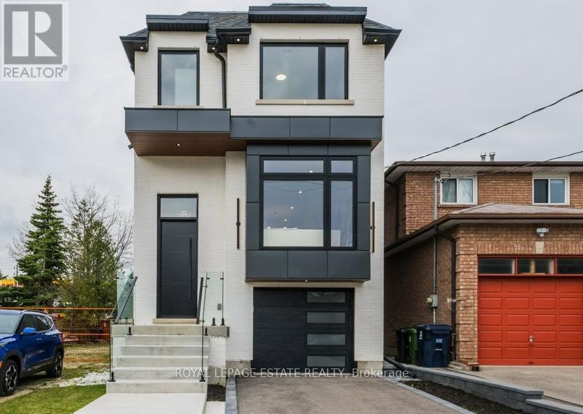 4 Lunness Road, Toronto, ON, M8W 4M3