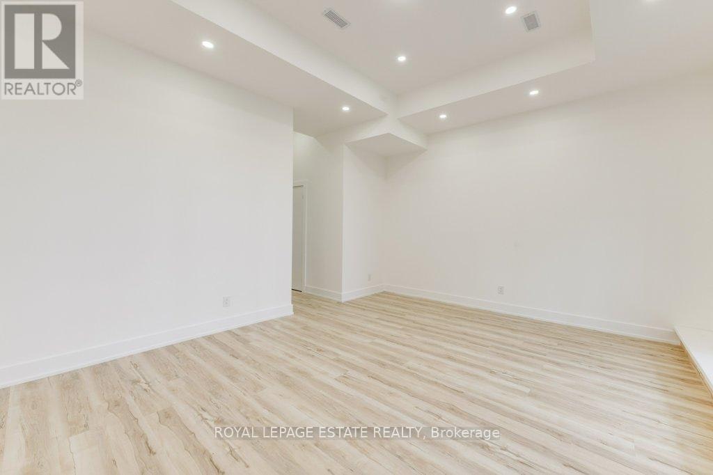 4 Lunness Road, Toronto, ON, M8W 4M3 - 42