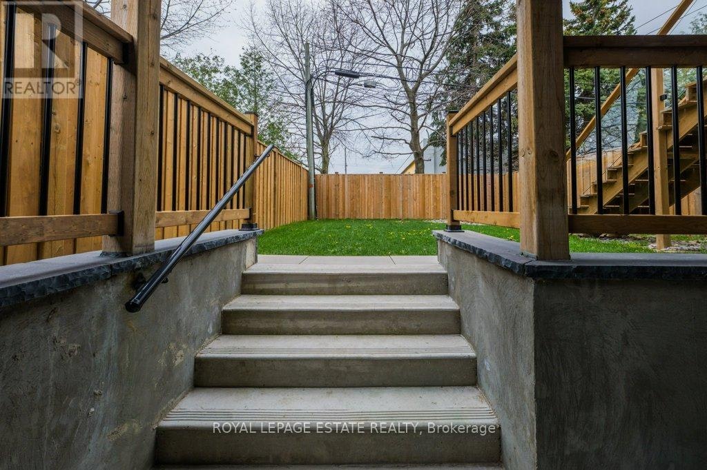 4 Lunness Road, Toronto, ON, M8W 4M3 - 45