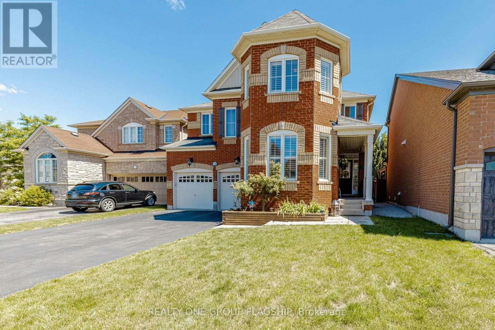 715 Casarin Crescent, Milton, ON, L9T 2W3