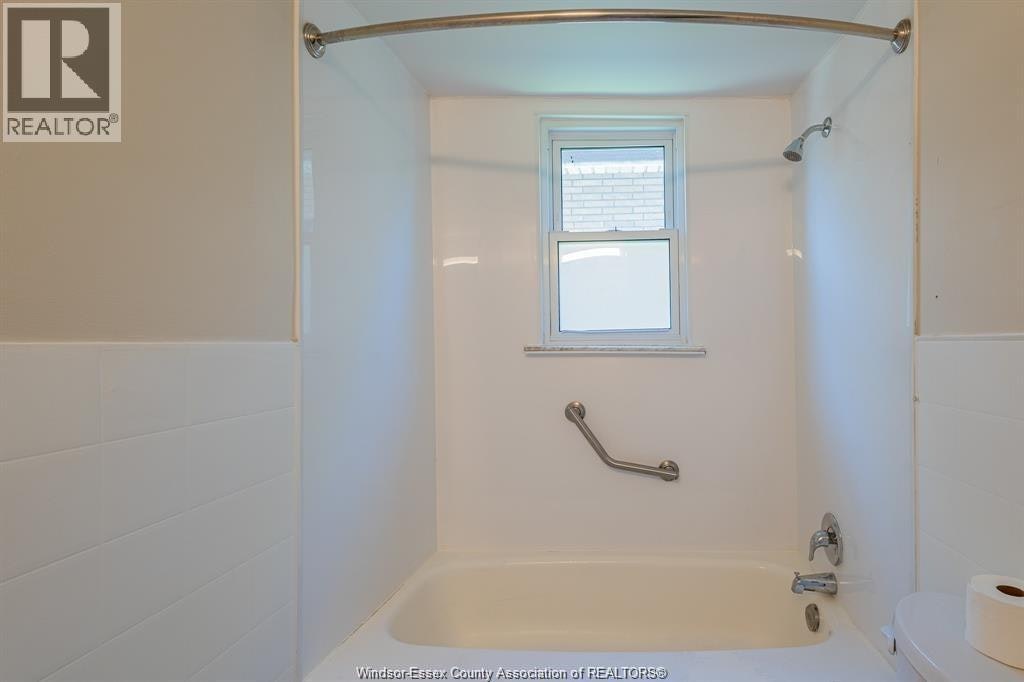 1630 Marentette, Windsor, ON, N8X 4E6 - 11