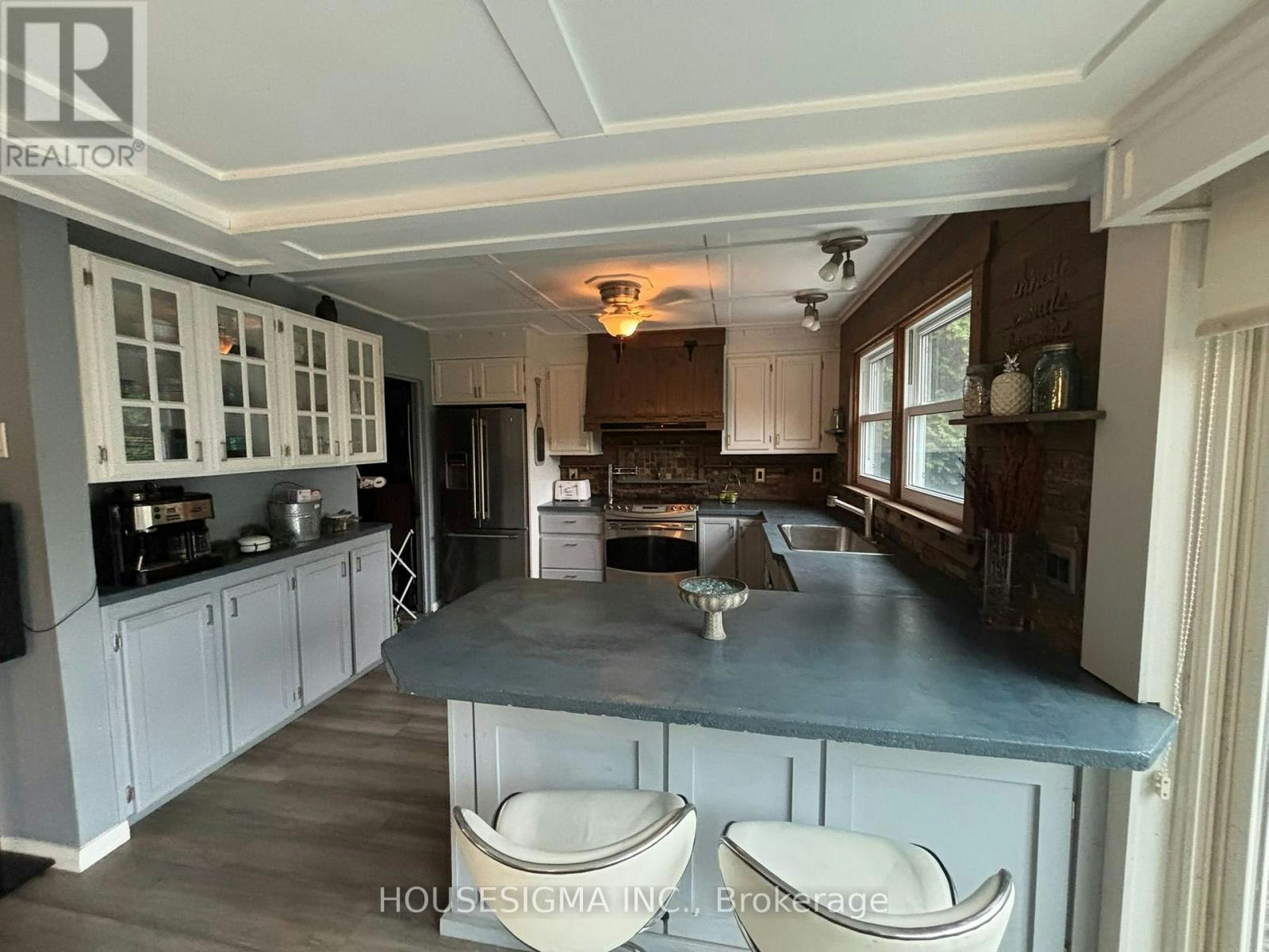 21063 Riverview Drive, Thames Centre, ON, N0M 2P0 - 10