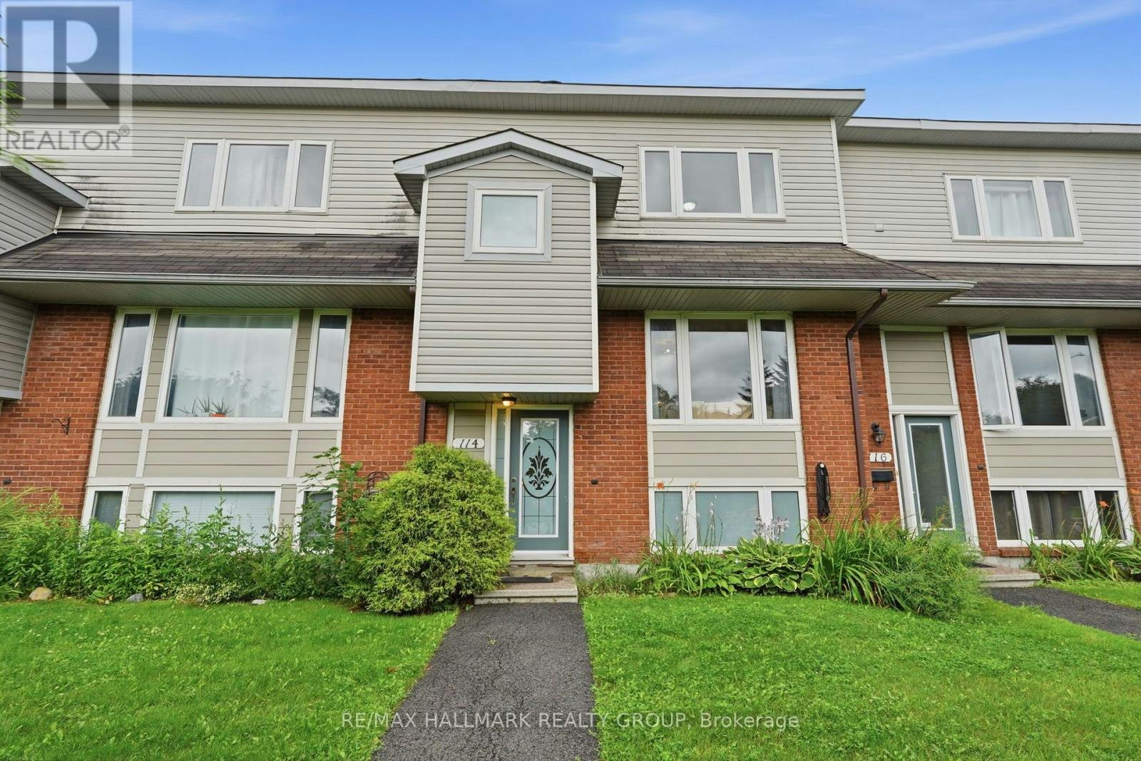 114 Monterey Drive, Ottawa, ON, K2H 7A8