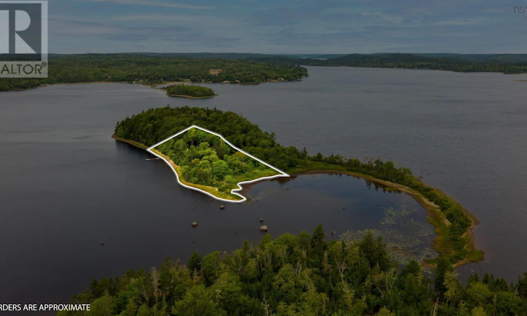 2 Acres With Cottage 6 Island no