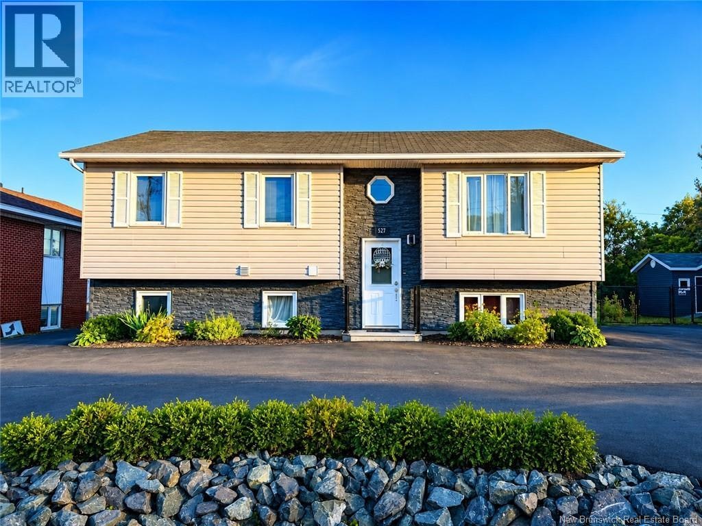 527 St Anne Road, Bathurst, NB, E2A 2N5