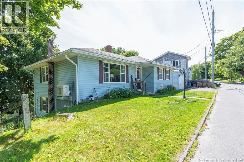 639 George Street, Saint John, NB, E2M 3T2
