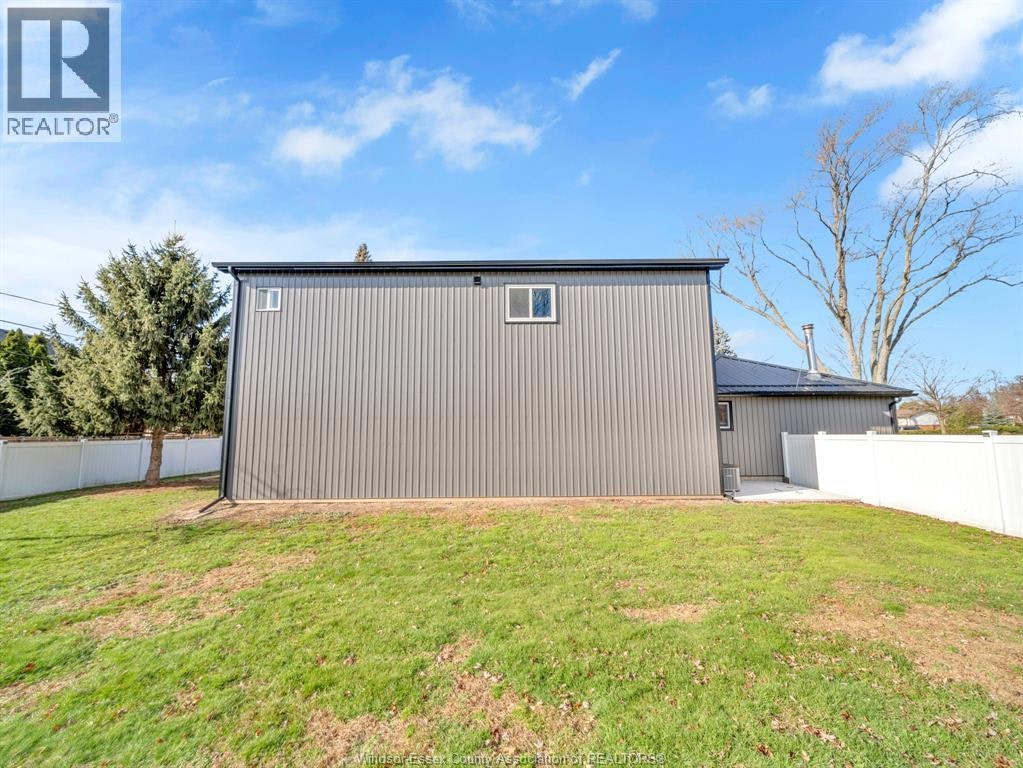 UPPER-1282 Stuart Boulevard, Lasalle, ON, N9J 1Y4 - 11