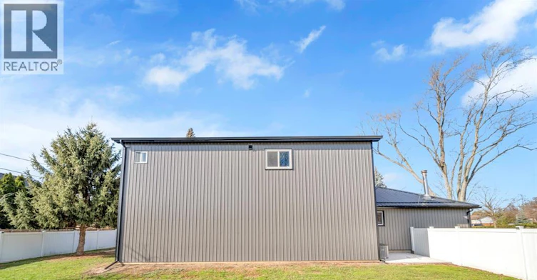 UPPER-1282 Stuart Boulevard, Lasalle, ON, N9J 1Y4 - 11