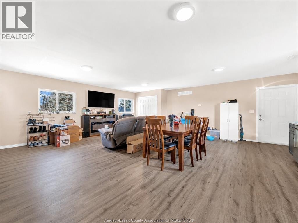 UPPER-1282 Stuart Boulevard, Lasalle, ON, N9J 1Y4 - 4