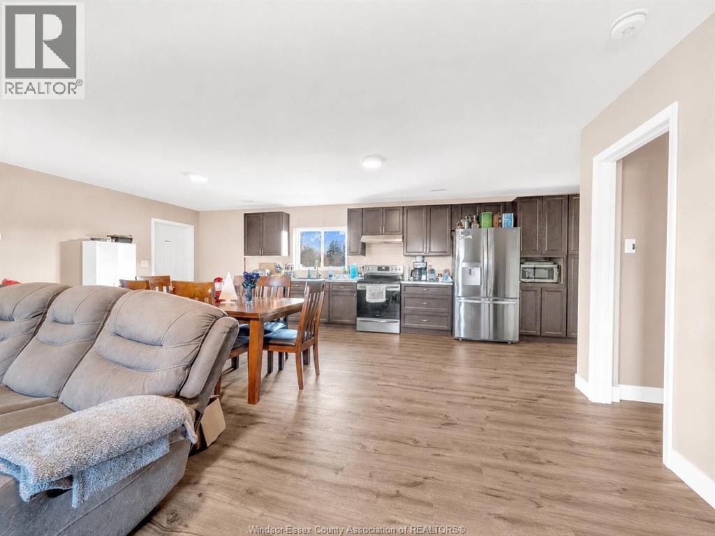 UPPER-1282 Stuart Boulevard, Lasalle, ON, N9J 1Y4 - 6