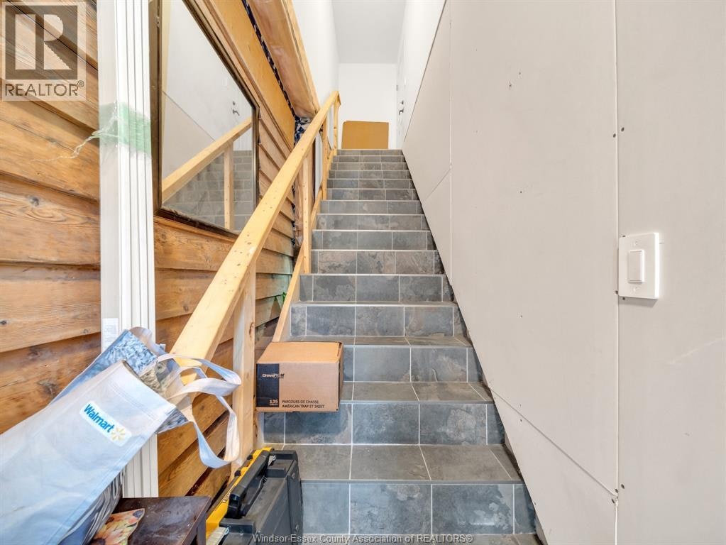 UPPER-1282 Stuart Boulevard, Lasalle, ON, N9J 1Y4 - 2