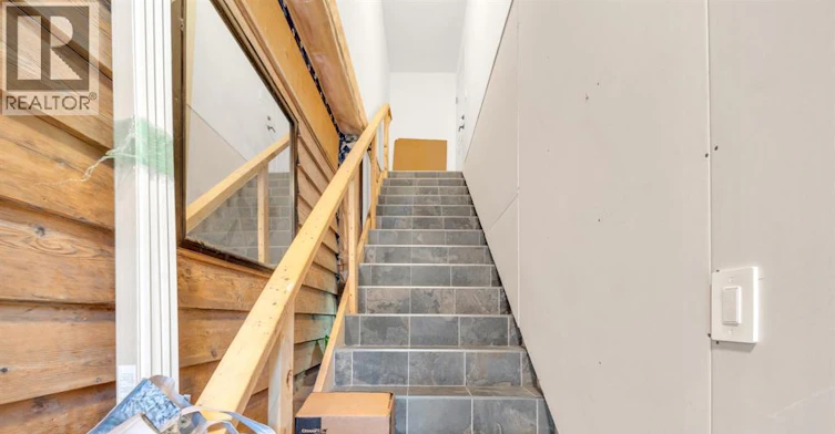 UPPER-1282 Stuart Boulevard, Lasalle, ON, N9J 1Y4 - 2