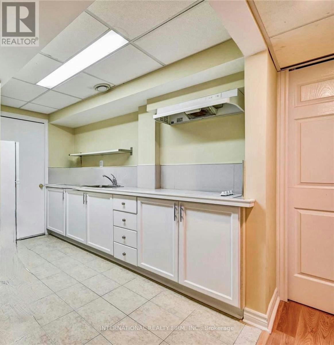 BSMT-192 Canyon Hill Avenue, Richmond Hill, ON, L4C 0R3 - 10