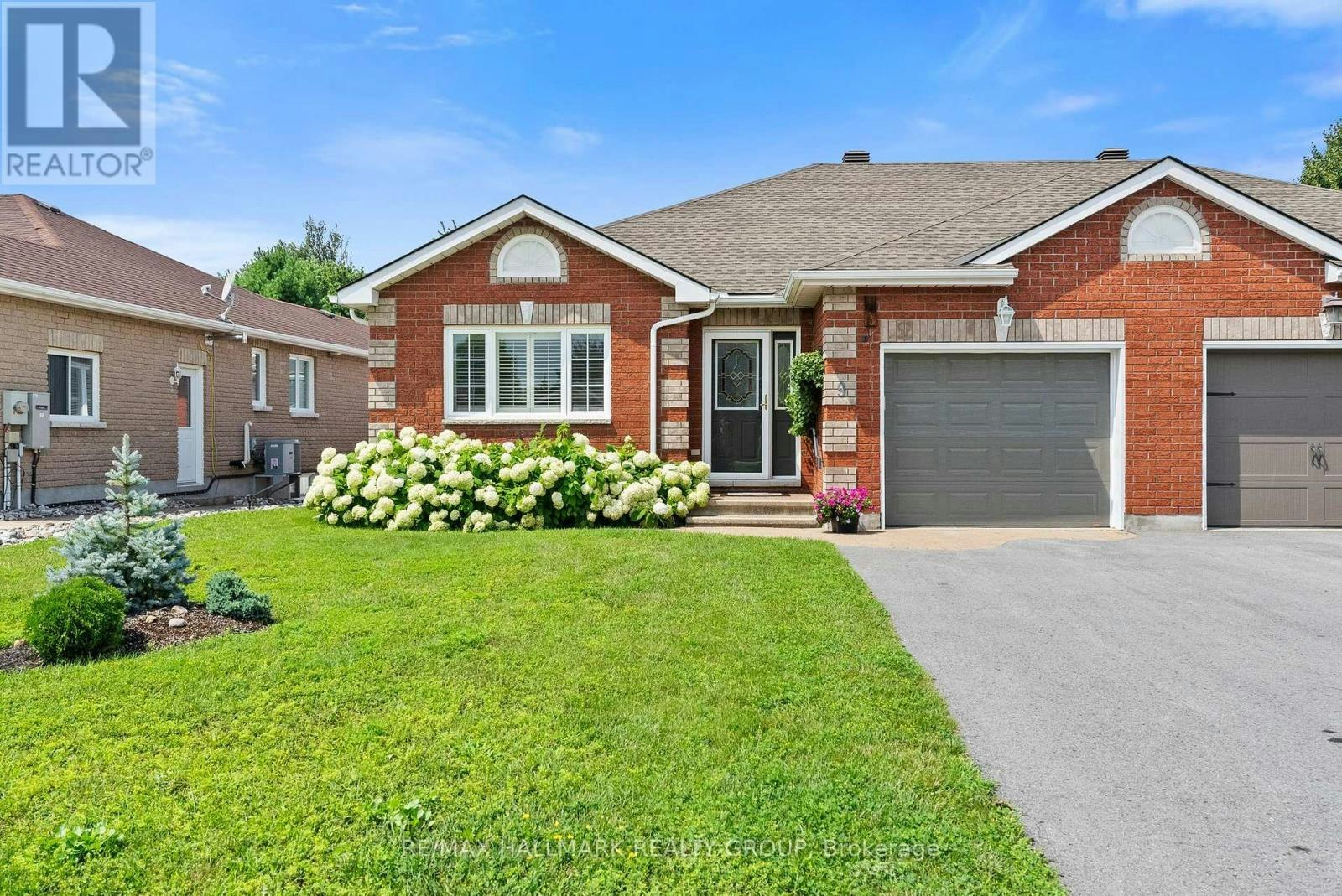 9 Dr Gordon Crescent, Kemptville, ON, K0G 1J0
