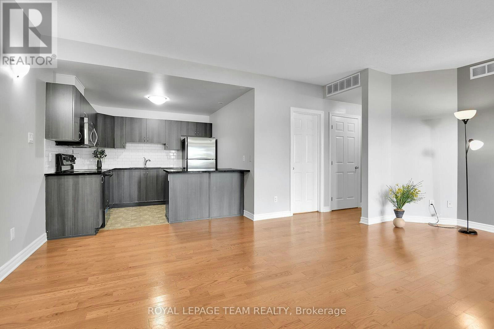 H-105 Fraser Fields Way, Ottawa, ON, K2J 5V1