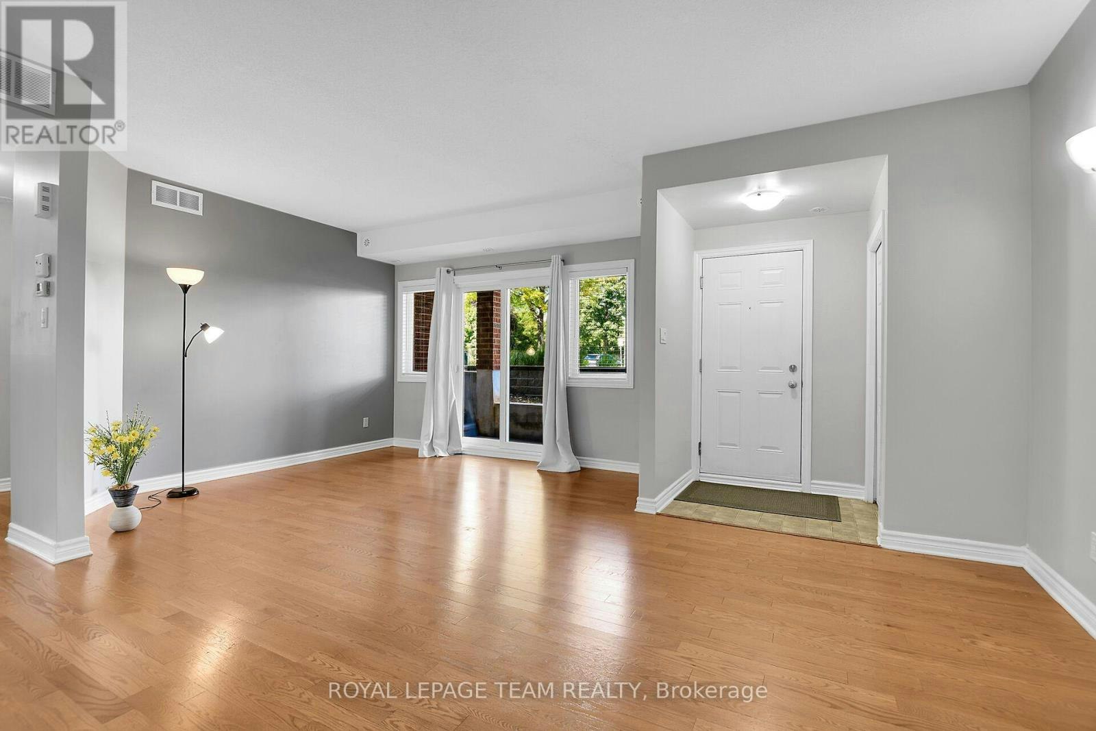 H-105 Fraser Fields Way, Ottawa, ON, K2J 5V1