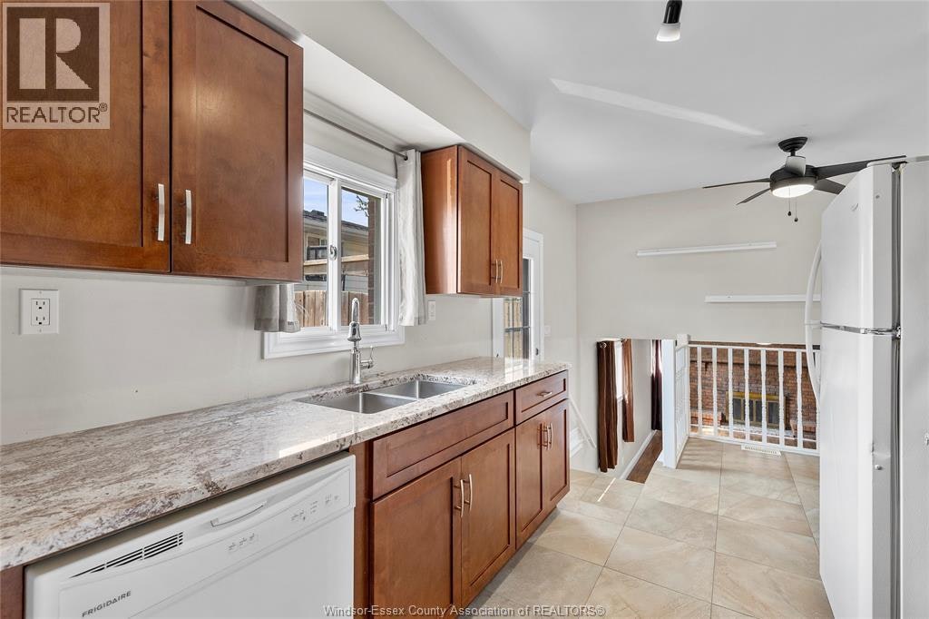 3083 Jefferson Boulevard, Windsor, ON, N8T 3H8 - 3