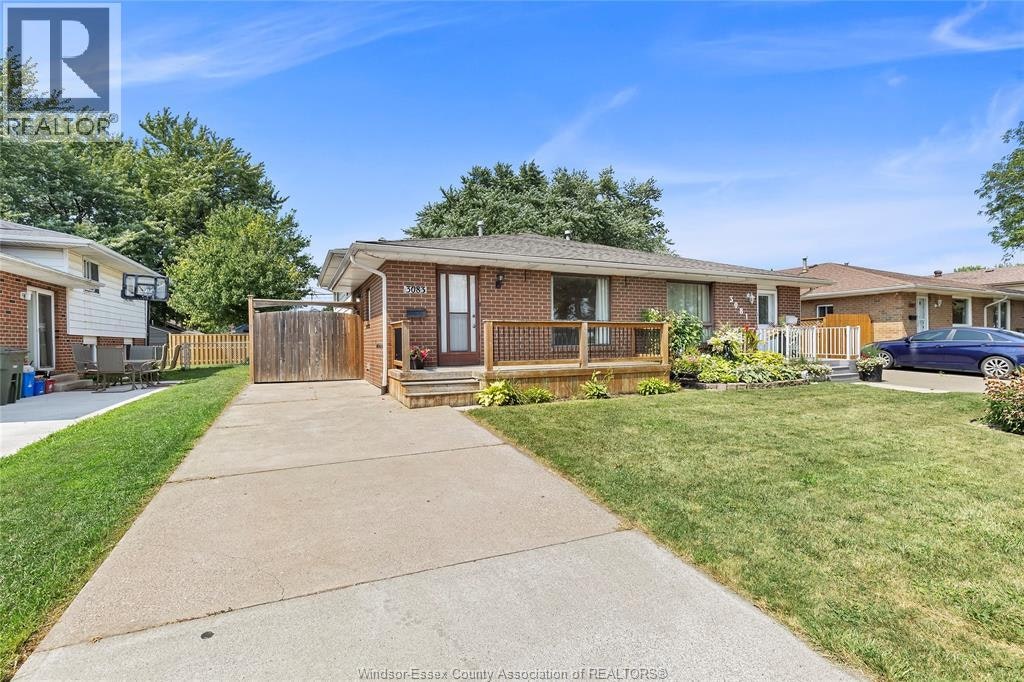 3083 Jefferson Boulevard, Windsor, ON, N8T 3H8