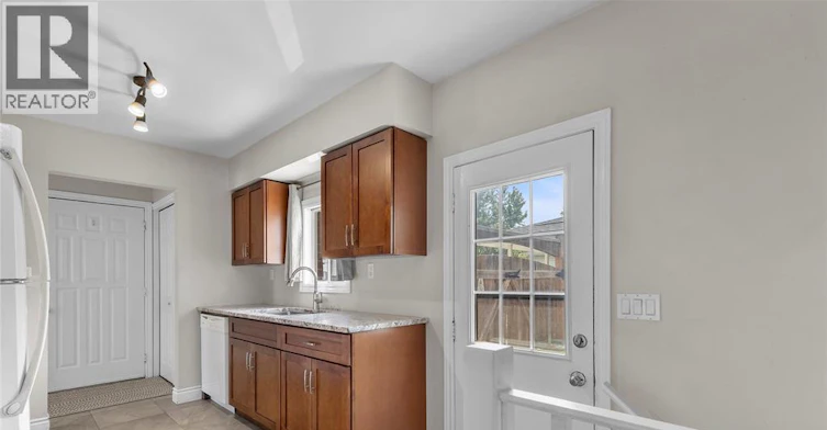 3083 Jefferson Boulevard, Windsor, ON, N8T 3H8 - 6