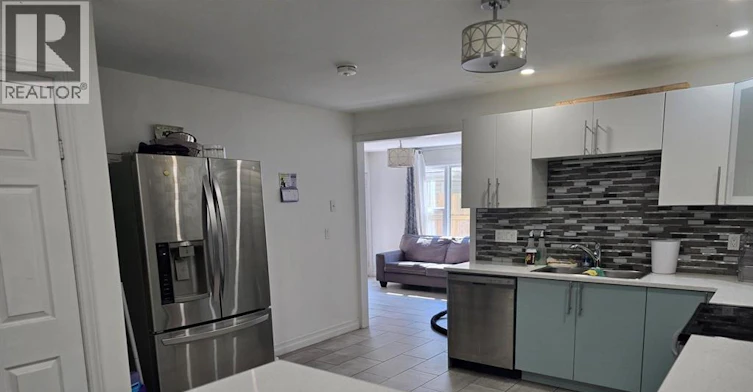 9500 Ridge Road, Windsor, ON, N8R 1G4 - 4