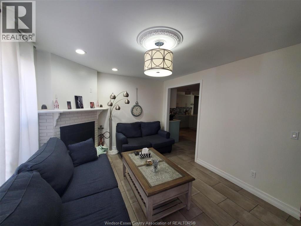 9500 Ridge Road, Windsor, ON, N8R 1G4 - 2