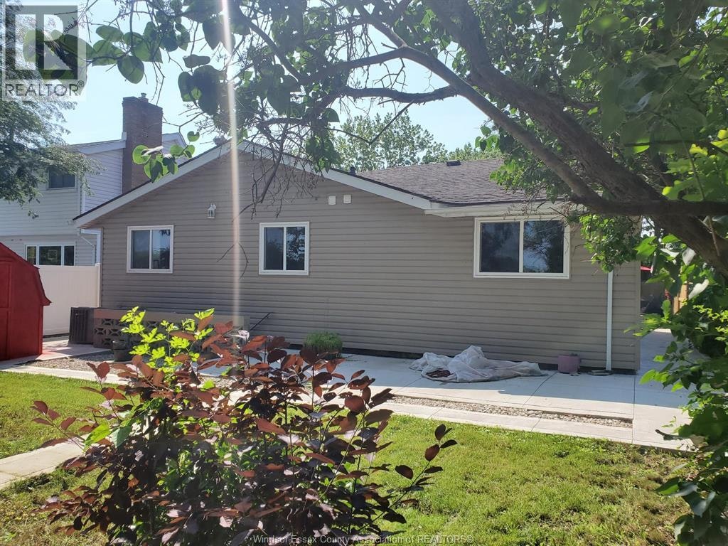 9500 Ridge Road, Windsor, ON, N8R 1G4 - 12
