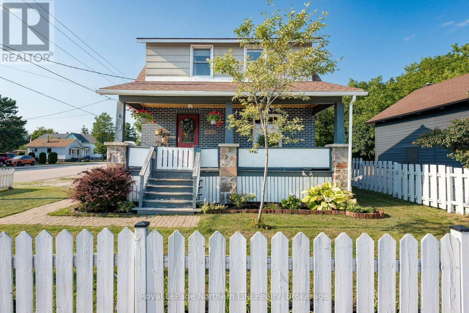 1612 Cassells Street, North Bay, ON, P1B 4C5