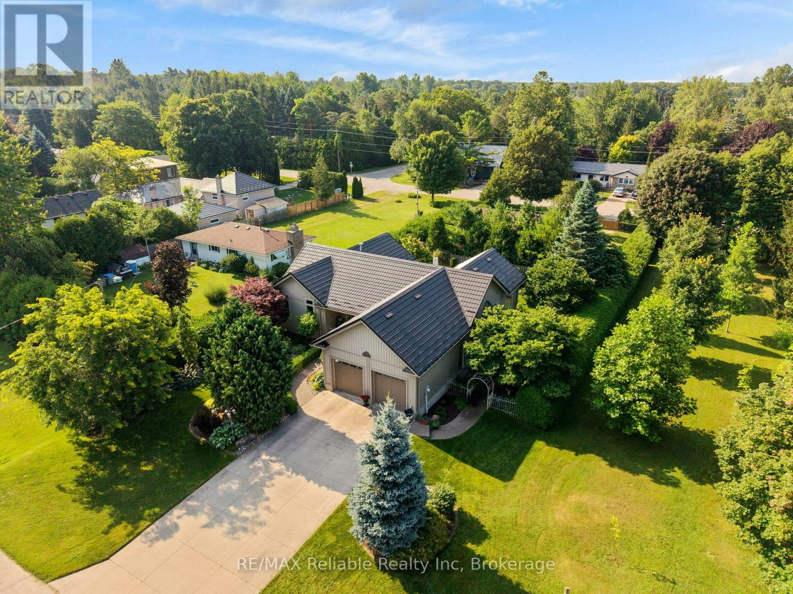 54 Victoria Street, Bluewater, ON, N0M 1G0
