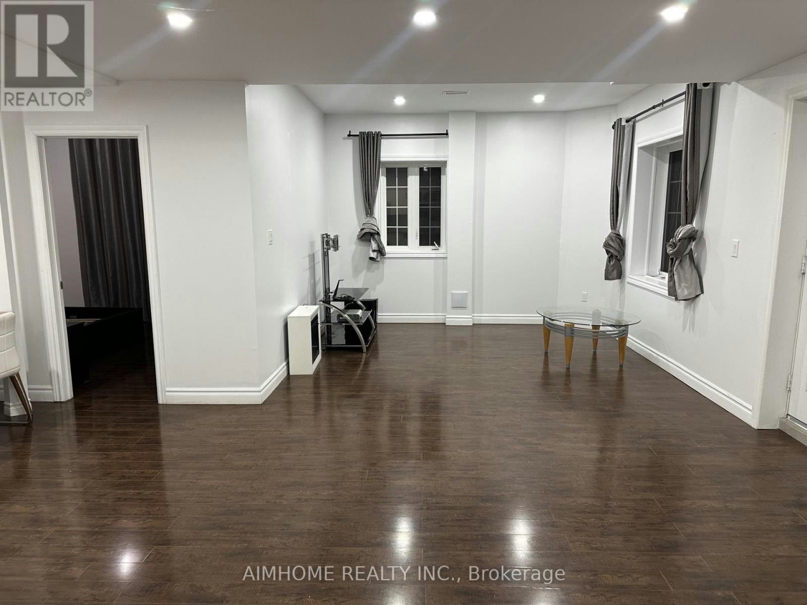 BASEMENT-39 Lady Karen Crescent, Vaughan, ON, L6A 4M3 - 2