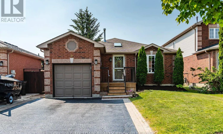 9 Holly Meadow Road