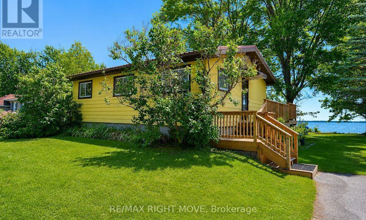 1525 Cunningham Crescent