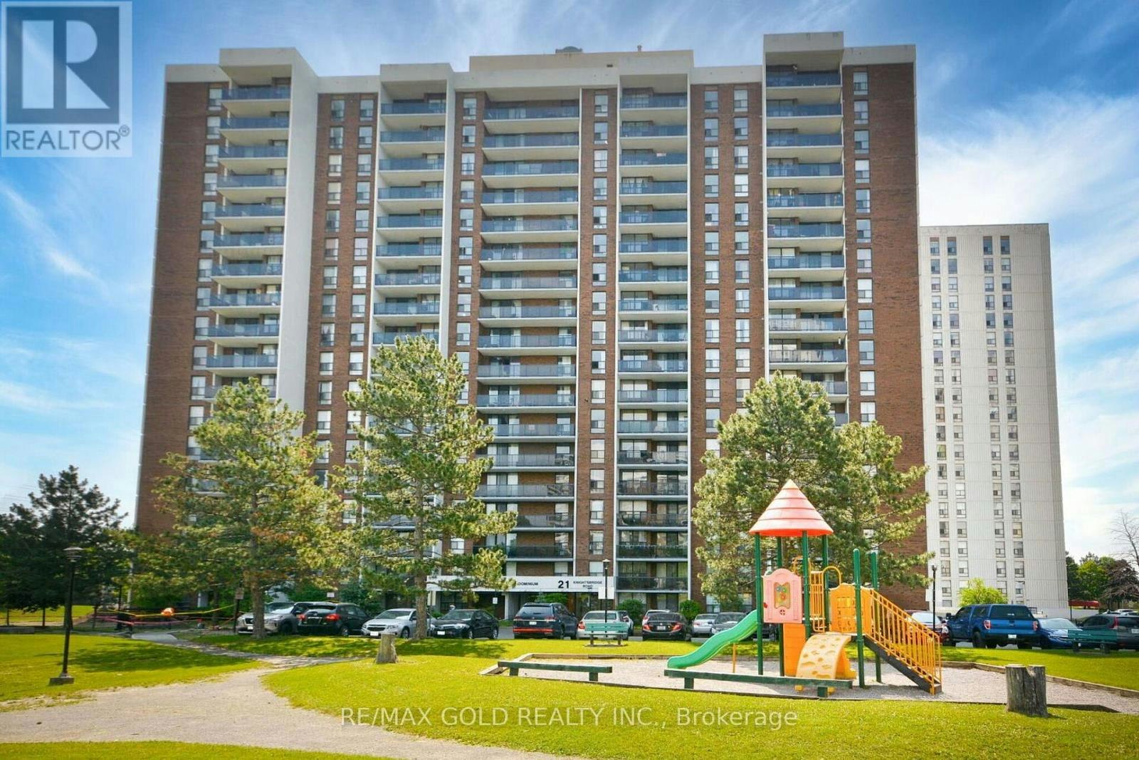 407-21 Knightsbridge Road, Brampton, ON, L6T 3Y1