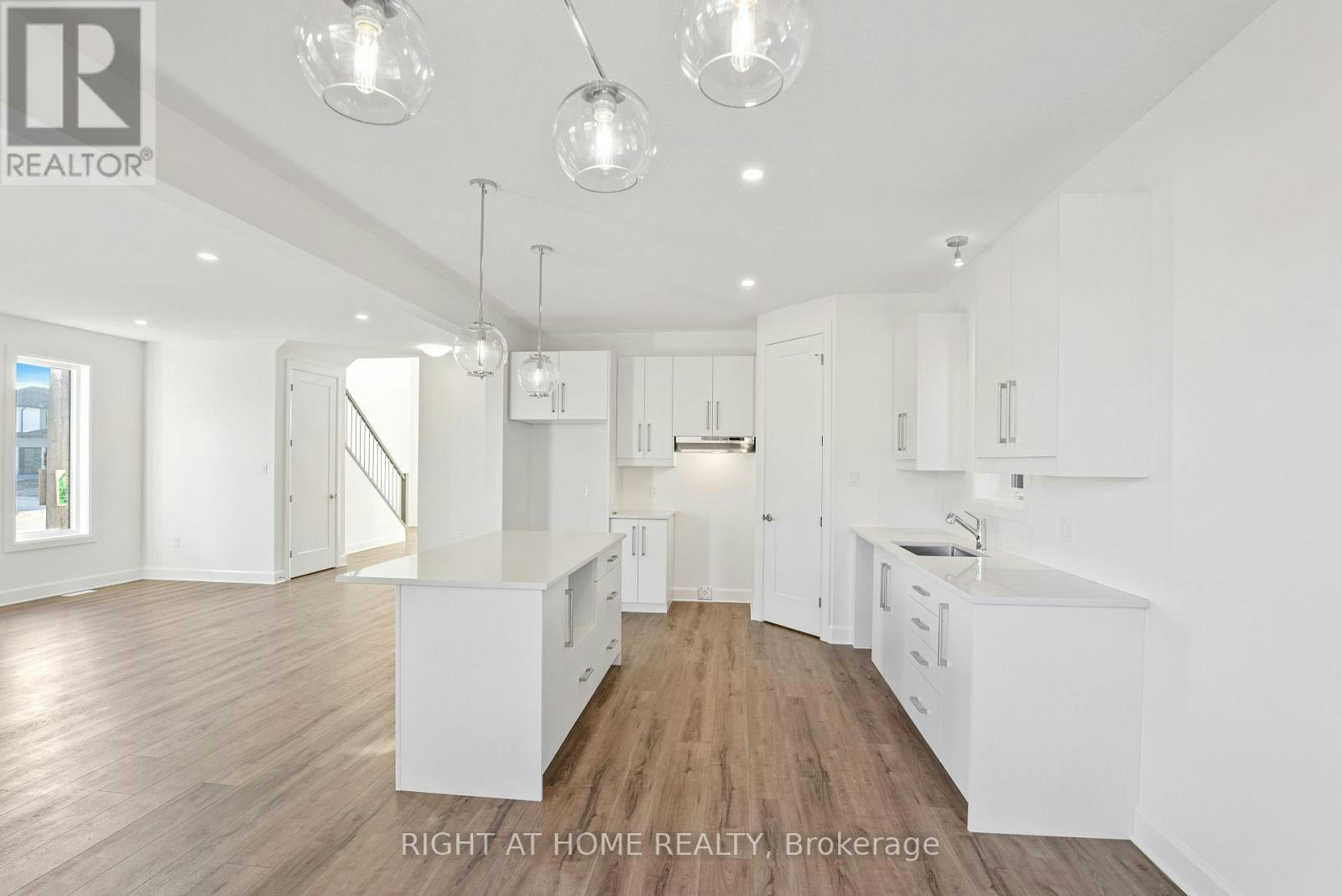 2 Welch Court, St. Thomas, ON, N5R 0M1 - 5