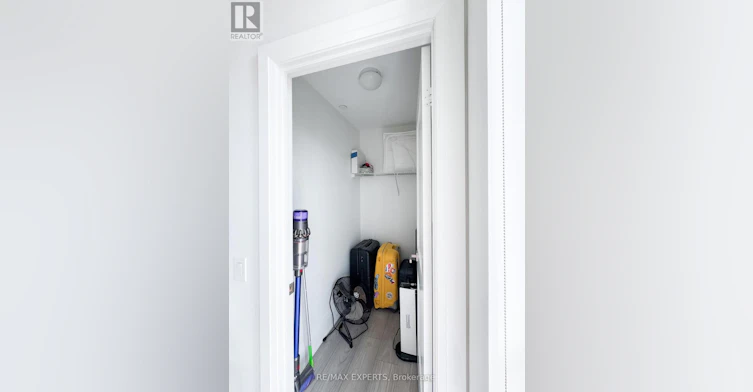 902-120 Parliament Street, Toronto, ON, M5A 2Y8 - 32