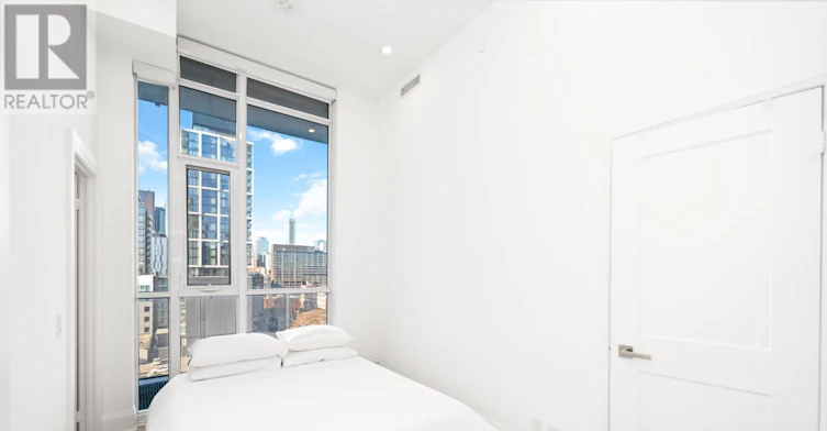 902-120 Parliament Street, Toronto, ON, M5A 2Y8 - 2