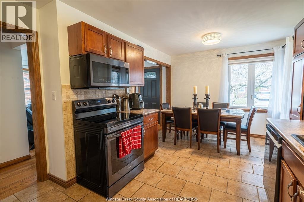 UPPER-1120 Parkview Avenue, Windsor, ON, N8S 2X9 - 10