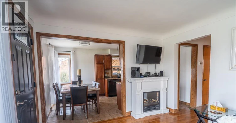 UPPER-1120 Parkview Avenue, Windsor, ON, N8S 2X9 - 6