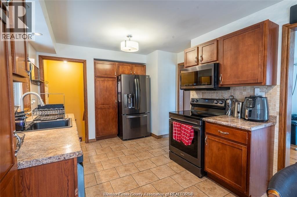 UPPER-1120 Parkview Avenue, Windsor, ON, N8S 2X9 - 8