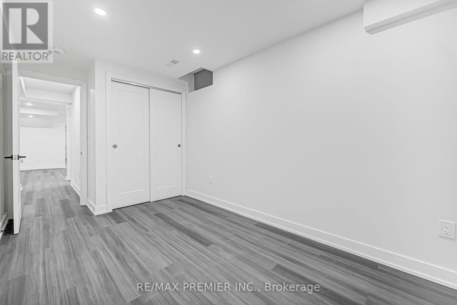 BSMT-60 Del Francesco Way, Vaughan, ON, L6A 3X1 - 21